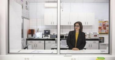 A cientista portuguesa que inventou o microchip ecológico